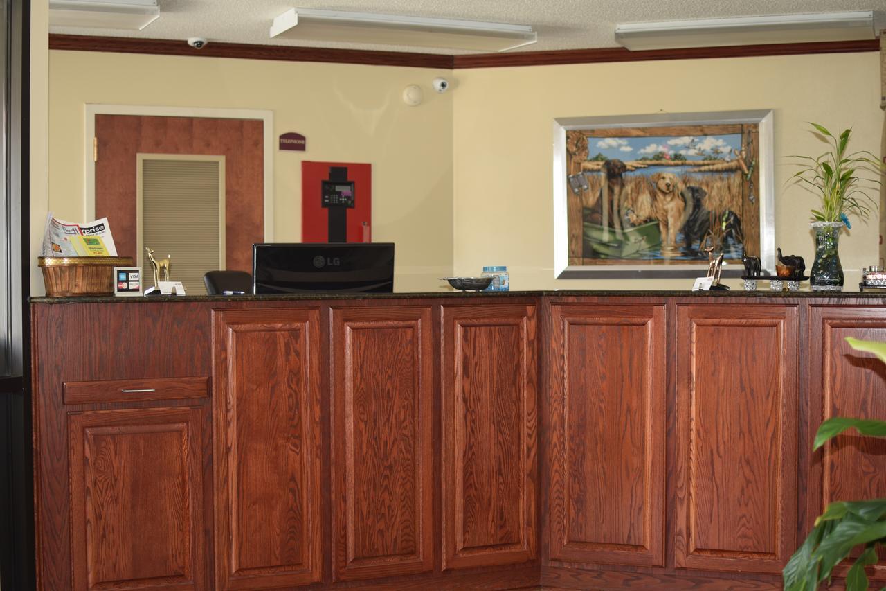 Atkinson Inn & Suites Lumberton Extérieur photo