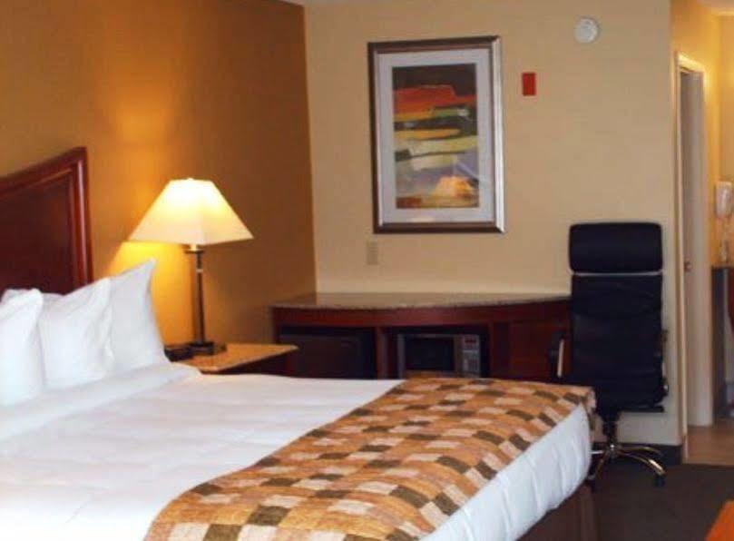 Atkinson Inn & Suites Lumberton Extérieur photo